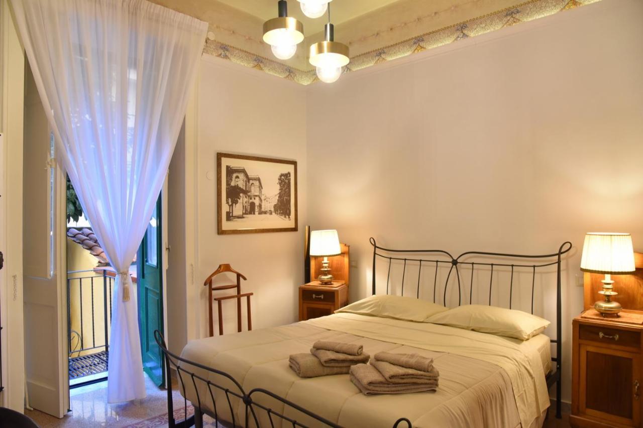 Ripa Garden Room And Suite Salerno Ngoại thất bức ảnh